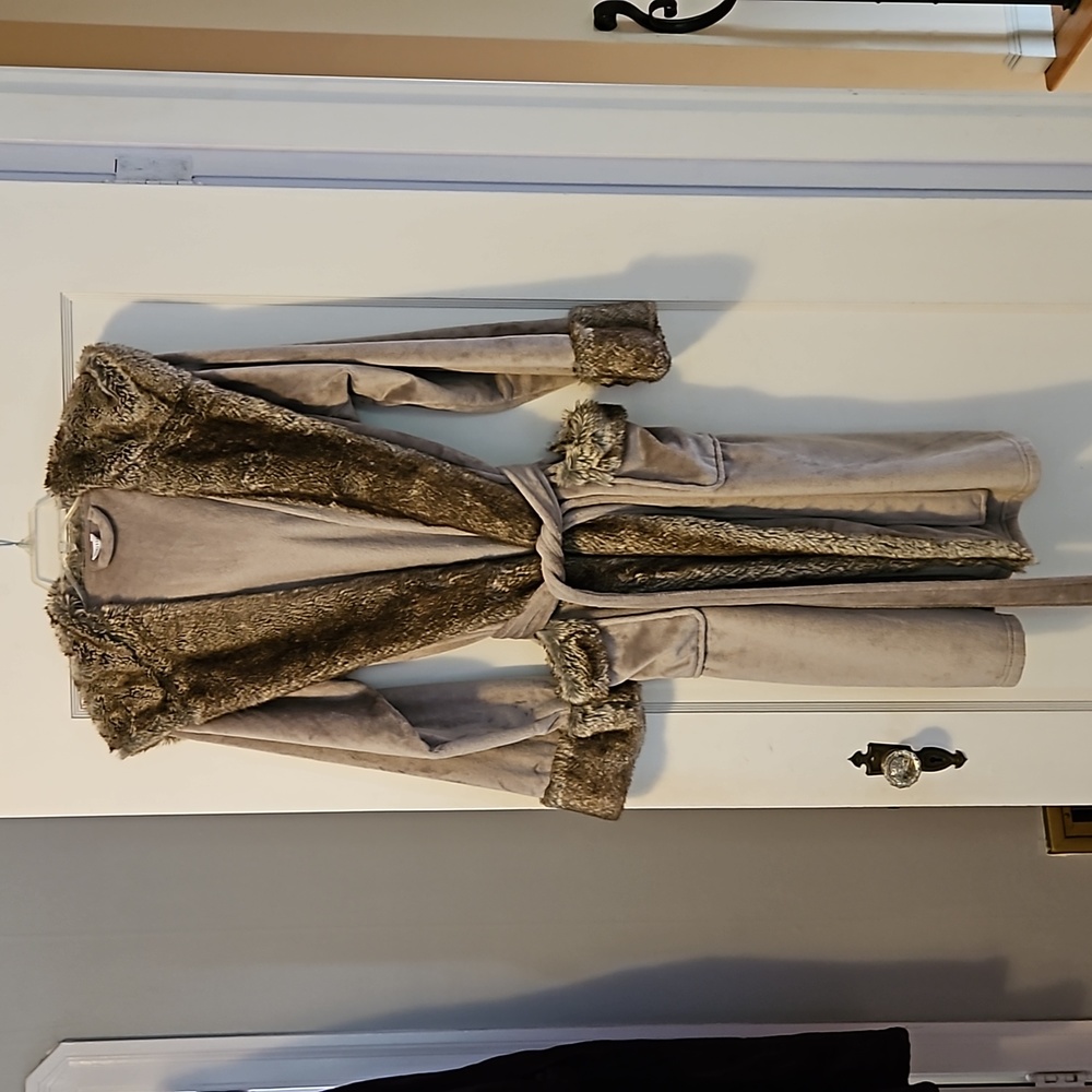Pottery Barn Faux Fur robe , size M